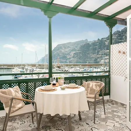 Most Beautiful Apartment - 1St Line - Ocean, Cliffs, Port View - Home2Rest Апартаменты